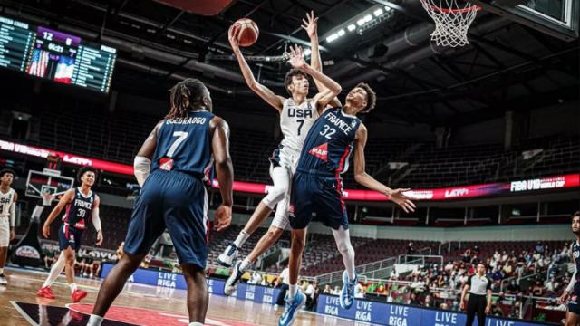 九游体育下载-霍姆格伦受伤引发连锁反应 文班亚马也跟着躺枪？