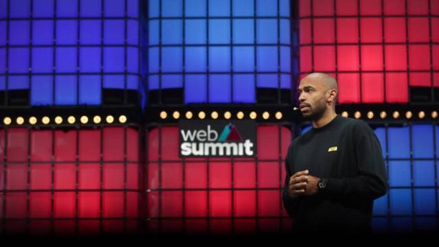 九游体育官网-亨利为何戒了社交媒体？因为“它们靠拉仇恨赚钱”！